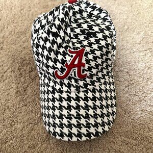 Alabama Crimson Tide Nike Adult Hat Cap Strap Back OSFA Black Houndstooth NCAA